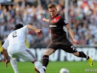 IM电竞游戏-汉诺威球队在主场展现出色实力碾压对手