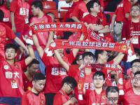 IM电竞官网首页-球迷狂热加油声不断，球队士气高涨的简单介绍