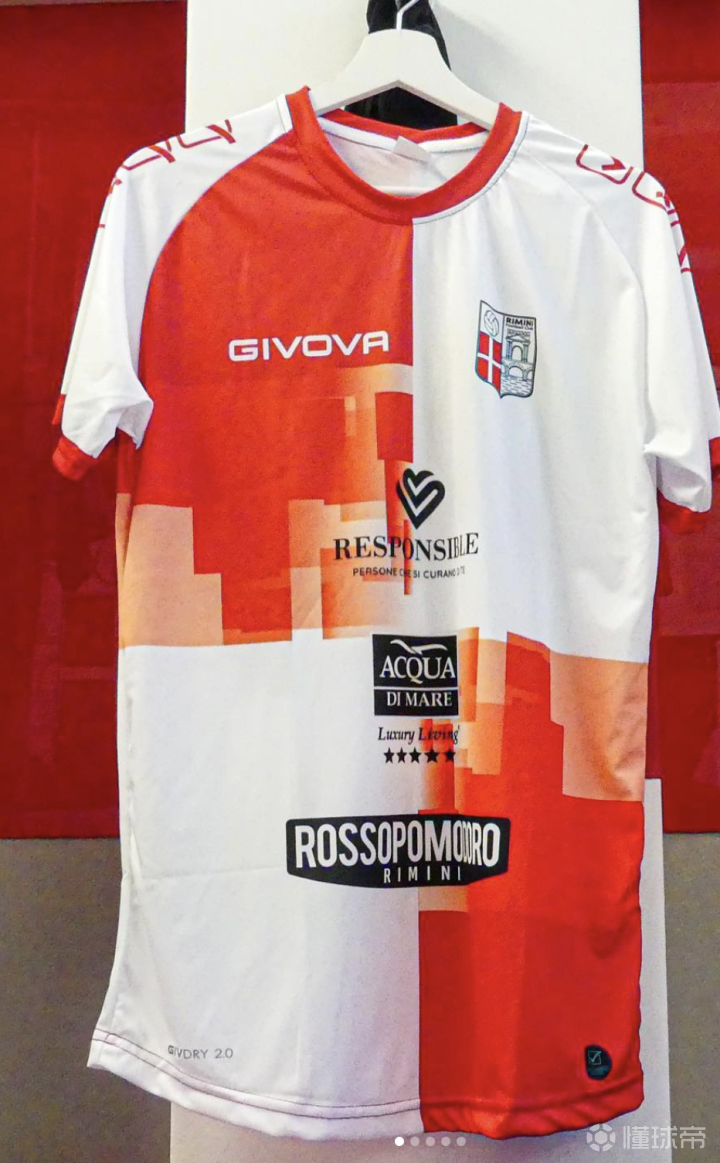 意甲球队公布了新的主场比赛球衣设计