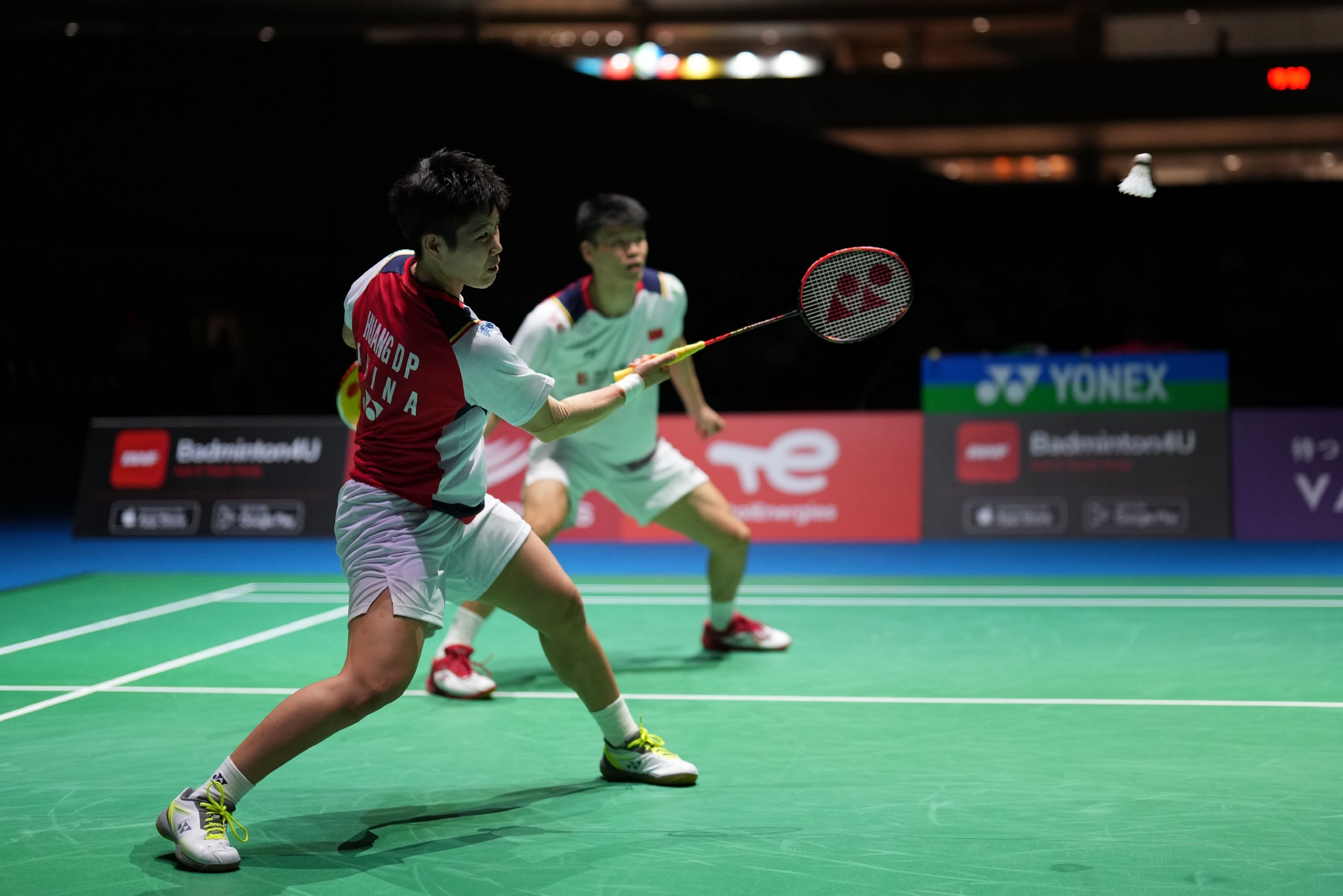 日本羽毛球队轻取英格兰羽毛球队，安赛龙制霸全场的简单介绍