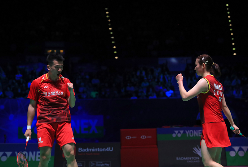 英国队横扫羽毛球赛场，夺得冠军